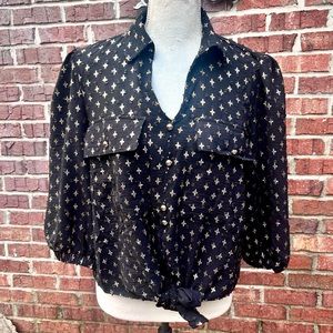 Olivia & Martin Black Top for Ladies; Size Medium NWT!